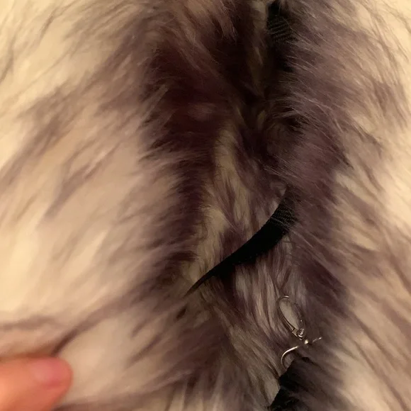 NWT designer inspired faux black leather with faux fur pet carrier. - Picture 6 of 10